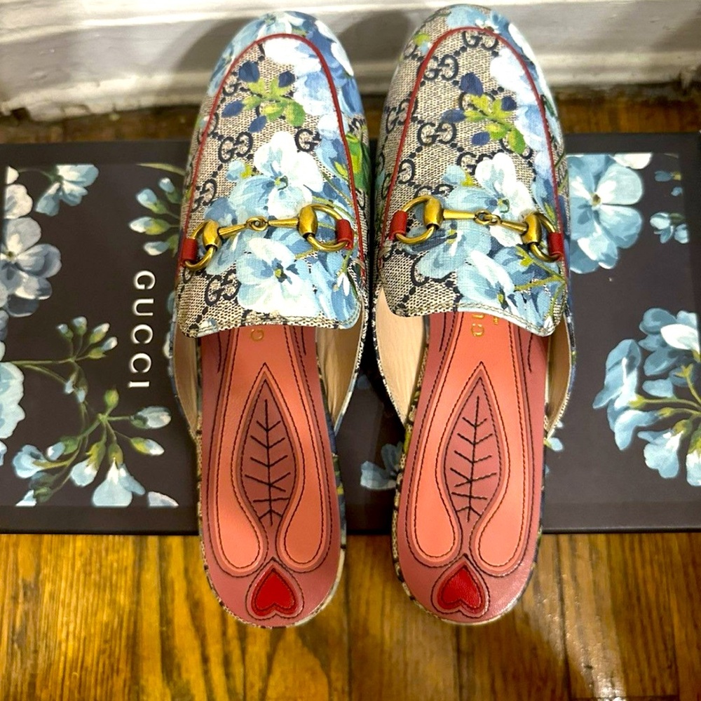 GUCCI FLORAL PRINCETOWN MULES